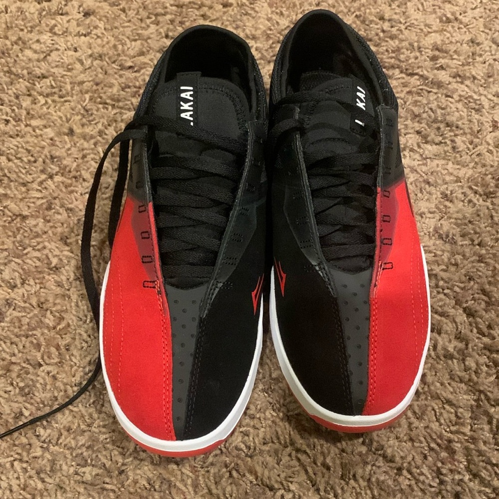 Men’s Lakai suede shoes black and red size 8